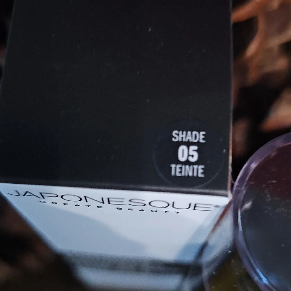 Japonesque Luminous Foundation - Cream Shade